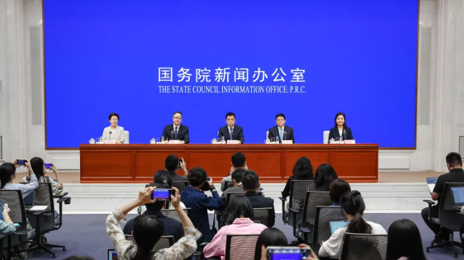 國家衛(wèi)生健康委大力推動醫(yī)防融合等政策和決策部署，漸健醫(yī)療賦能基層慢病防控工作提質增效